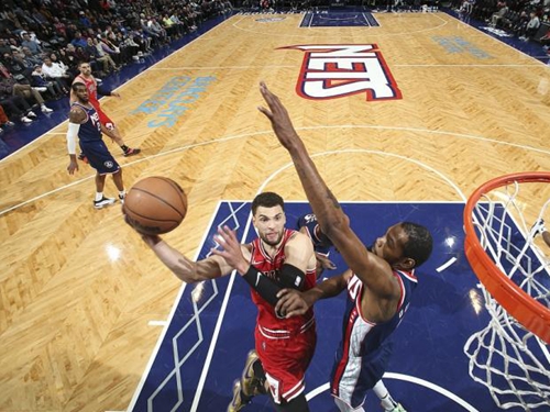 4年监禁 4年监禁