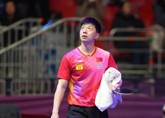 向来以其坚 向来以其坚