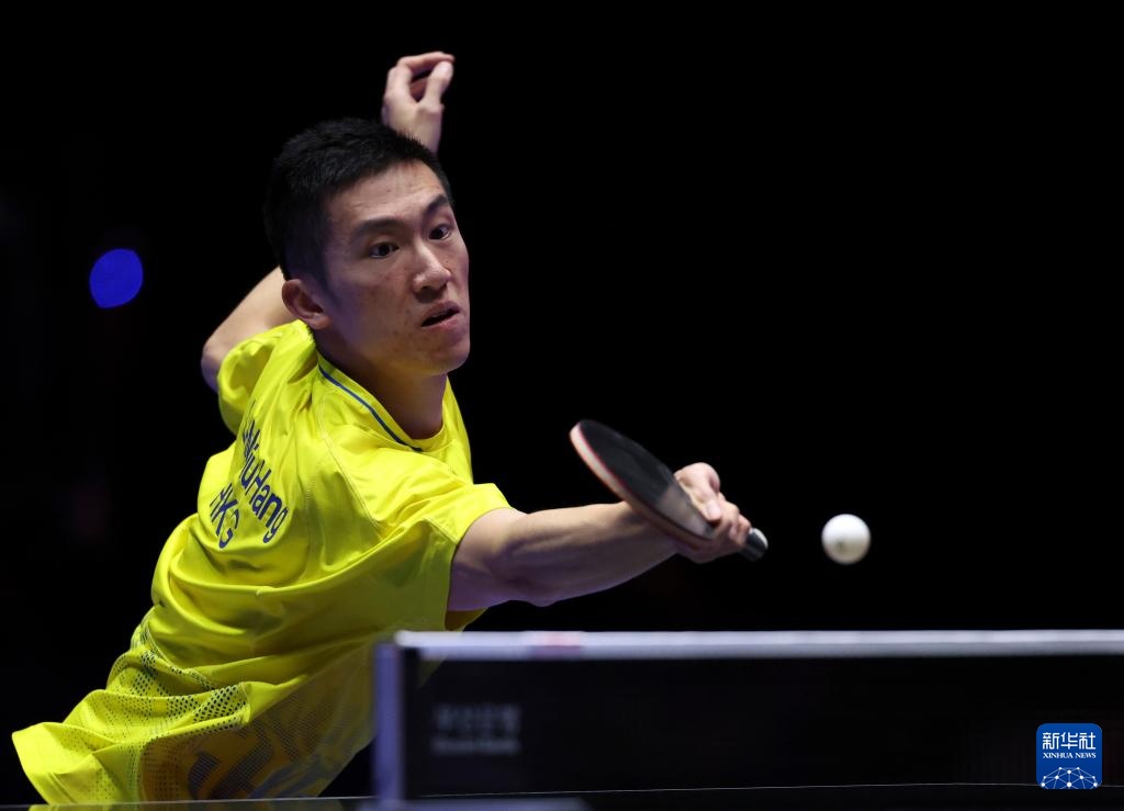 在校内举办 在校内举办